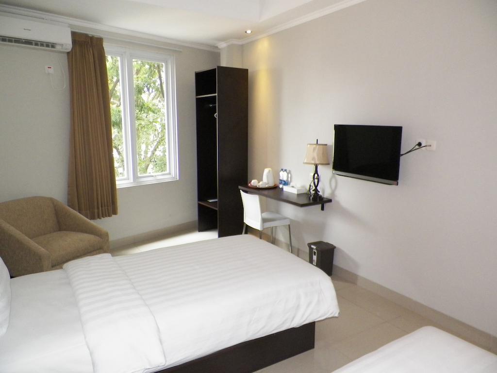 Lj Hotel Bandung Rom bilde
